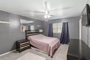 2729 Posey Dr, Irving, TX 75062 - Photo 30