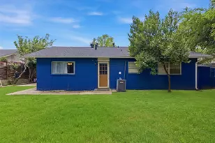 2729 Posey Dr, Irving, TX 75062 - Photo 32