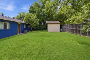 2729 Posey Dr, Irving, TX 75062 - Photo 34