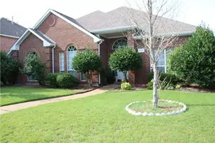 4428 Buchanan Dr, Plano, TX 75024 - Photo 2