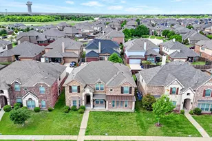 127 Lake Trail Dr, Red Oak, TX 75154 - Photo 10
