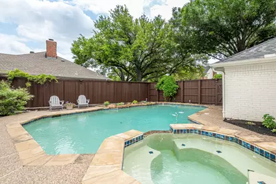 3809 Kelly Boulevard, Carrollton, TX 75007 - Photo 2