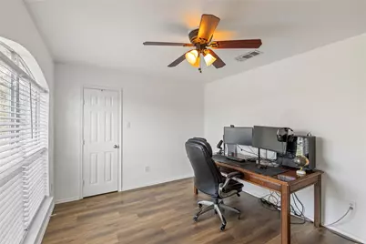 2312 Green Mere Drive, Arlington, TX 76001 - Photo 12