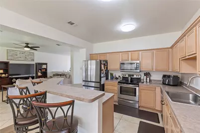 2312 Green Mere Drive, Arlington, TX 76001 - Photo 6