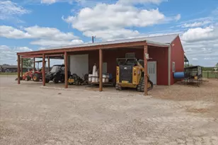 5805 S Fm 113, Millsap, TX 76066 - Photo 32