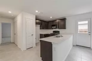 3609 Kinglet Ct, McKinney, TX 75071 - Photo 4