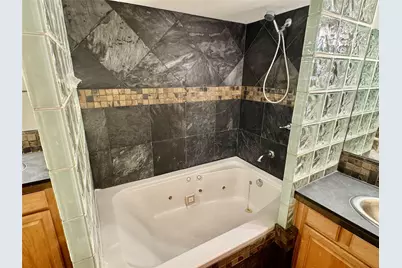 3026 Commerce Street #205, Dallas, TX 75226 - Photo 16