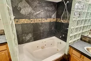 3026 Commerce St, Dallas, TX 75226 - Photo 16