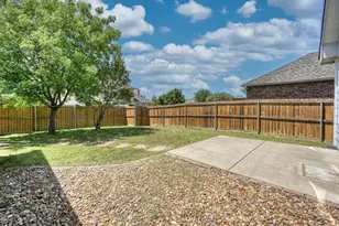 1405 Cedar Springs Dr, Allen, TX 75002 - Photo 24
