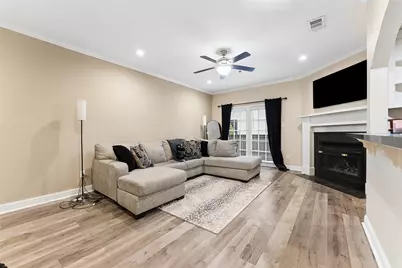 4102 Buena Vista Street #10, Dallas, TX 75204 - Photo 4