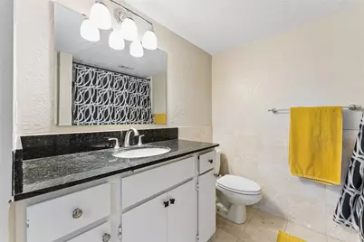 4102 Buena Vista Street #10, Dallas, TX 75204 - Photo 14