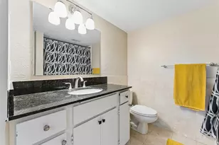 4102 Buena Vista St, Dallas, TX 75204 - Photo 14