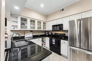 4102 Buena Vista St, Dallas, TX 75204 - Photo 6