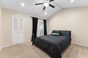 4102 Buena Vista St, Dallas, TX 75204 - Photo 12