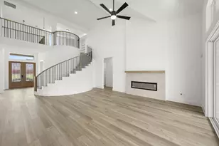 10004 Villa Verde Dr, Fort Worth, TX 76179 - Photo 8