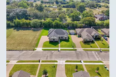 308 Crye Circle, Robinson, TX 76706 - Photo 32