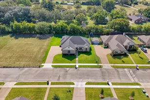 308 Crye Cir, Robinson, TX 76706 - Photo 32