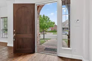 2416 Lady of the Lake Blvd, Lewisville, TX 75056 - Photo 6