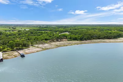 8471 Southern Shore Court, Kemp, TX 75143 - Photo 2