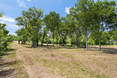 8471 Southern Shore Court, Kemp, TX 75143 - Photo 10