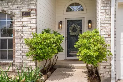 211 Arthur Drive, Kennedale, TX 76060 - Photo 4
