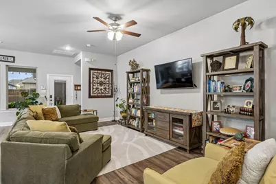 4717 Beaver Creek Drive, Arlington, TX 76005 - Photo 10