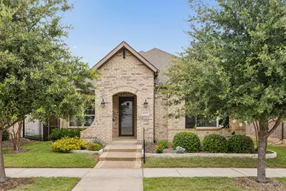 4717 Beaver Creek Drive, Arlington, TX 76005 - Photo 1