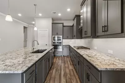 4717 Beaver Creek Drive, Arlington, TX 76005 - Photo 4