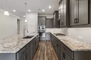 4717 Beaver Creek Dr, Arlington, TX 76005 - Photo 4
