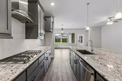 4717 Beaver Creek Drive, Arlington, TX 76005 - Photo 6