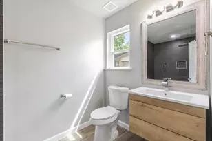 13634 Pyramid Dr, Farmers Branch, TX 75234 - Photo 20