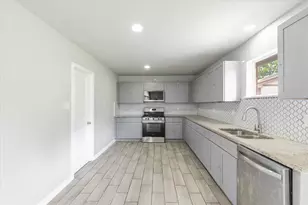 13634 Pyramid Dr, Farmers Branch, TX 75234 - Photo 14
