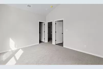 1832 E Broadway Avenue, Fort Worth, TX 76104 - Photo 14