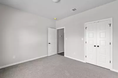 1832 E Broadway Avenue, Fort Worth, TX 76104 - Photo 18