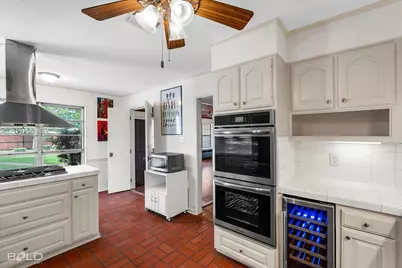203 Kensington Avenue, Bossier City, LA 71111 - Photo 6