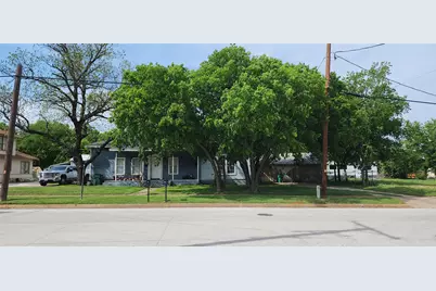 301 W Patterson Street W #2, Eastland, TX 76448 - Photo 10