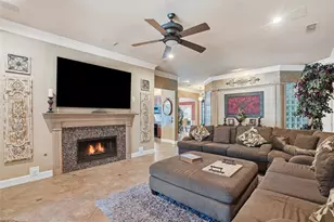 717 St Johns Dr, Mansfield, TX 76063 - Photo 8