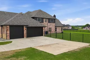 1053 Hickory Ln, Howe, TX 75459 - Photo 1