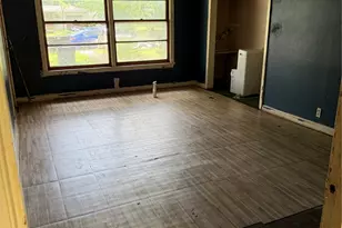 3717 Springdale Rd, Fort Worth, TX 76111 - Photo 16