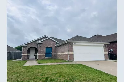 2013 Deniro Drive, Fort Worth, TX 76134 - Photo 1