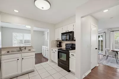 17820 Windflower Way #1403, Dallas, TX 75252 - Photo 10