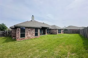 802 Wandering Ct, Granbury, TX 76049 - Photo 18