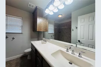 802 Wandering Court, Granbury, TX 76049 - Photo 14