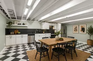 306 S Walton St, Dallas, TX 75226 - Photo 2