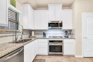10100 Levelland Pl, McKinney, TX 75071 - Photo 12