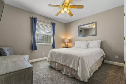 124 Peninsula Point Terrace, Mabank, TX 75156 - Photo 22