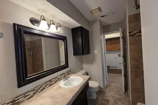 1613 S Bent Tree Trail, Grand Prairie, TX 75052 - Photo 10