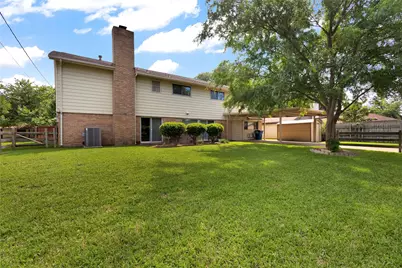 2985 Las Campanas Drive, Farmers Branch, TX 75234 - Photo 4