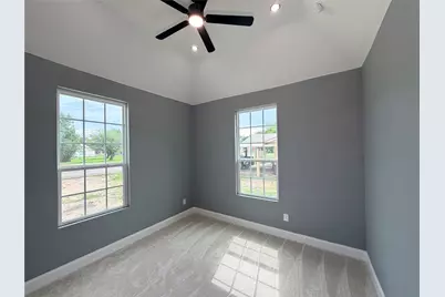 302 E Travis Street, Leonard, TX 75452 - Photo 20