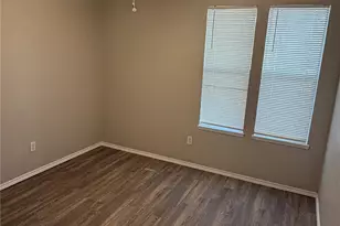 3402 Green Hill Dr, Arlington, TX 76014 - Photo 14